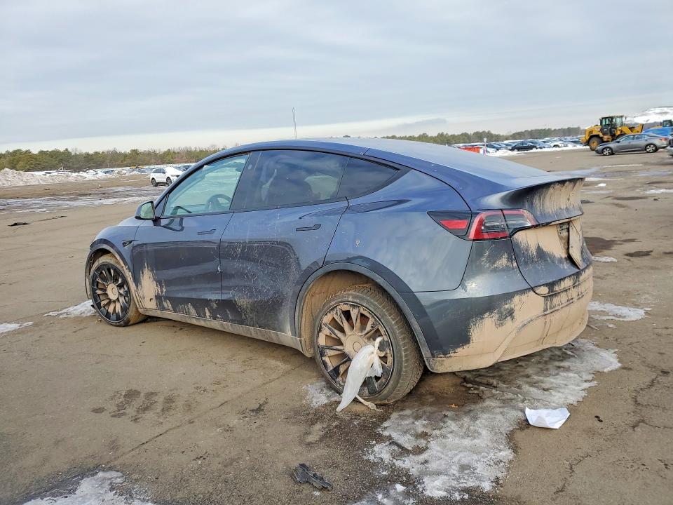 2023 Tesla Model Y მანქანა იყიდება აუქციონზე, vin: 7SAYGDEE3PF850620, აუქციონის ნომერი: 74620725