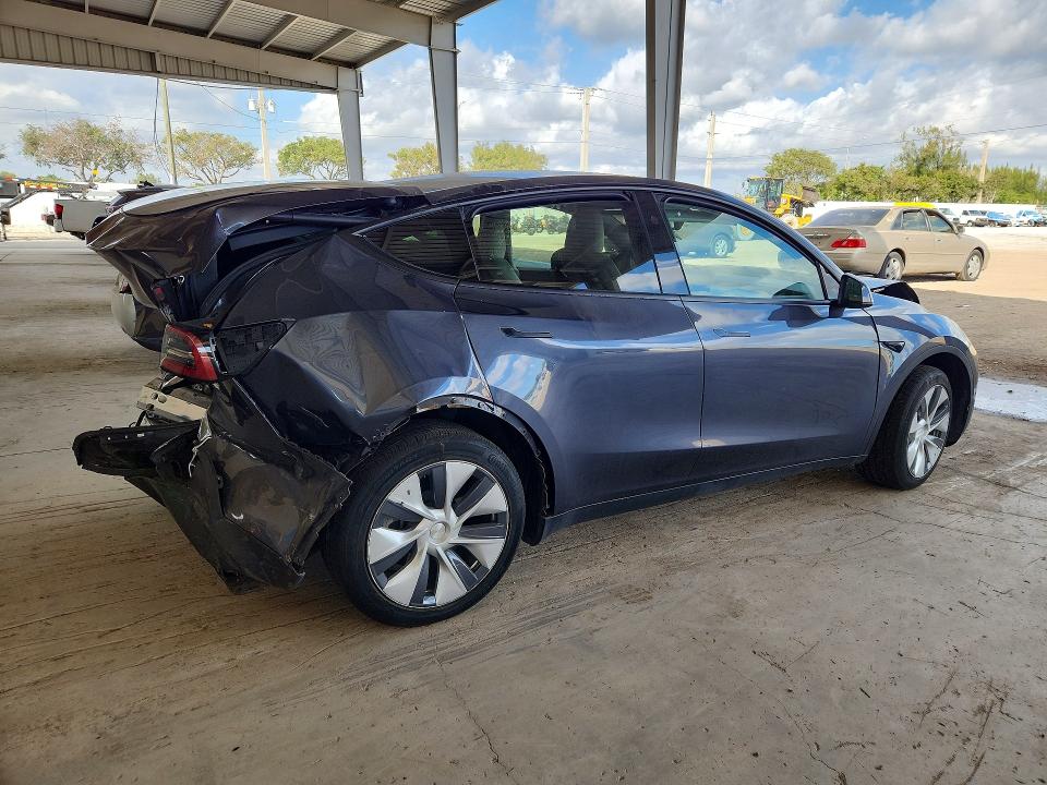Продажа на аукционе авто 2023 Tesla Model Y, vin: 7SAYGDED8PF942104, номер лота: 77374435