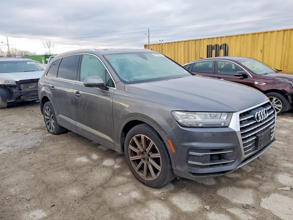 77801945 :رقم المزاد ، WA1AAAF7XKD046727 vin ، 2019 Audi Q7 مزاد بيع