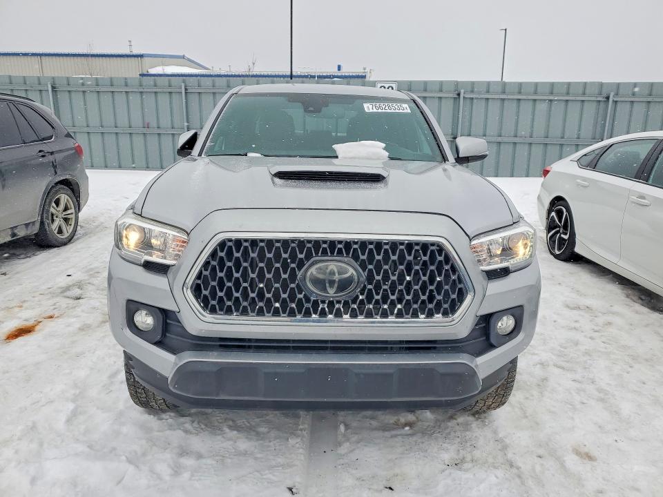 Aukcja sprzedaży 2018 Toyota Tacoma, vin: 5TFDZ5BN0JX030315, numer aukcji: 76628535
