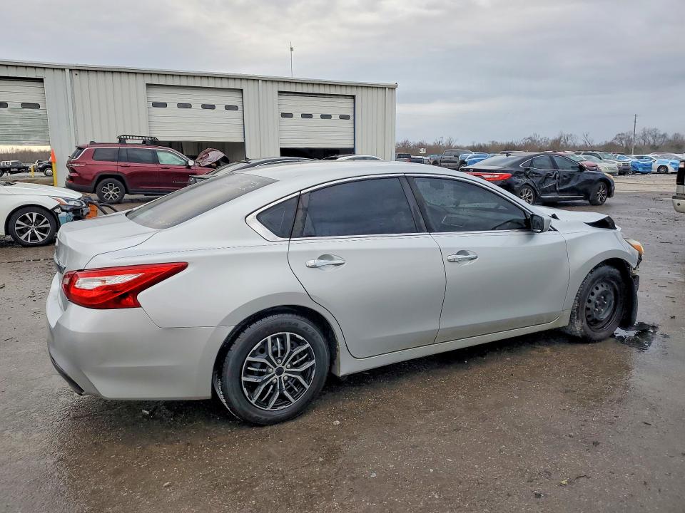 Продажа на аукционе авто 2017 Nissan Altima, vin: 1N4AL3AP7HC293839, номер лота: 78786585