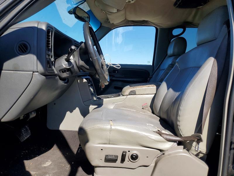 2003 Chevrolet Suburban მანქანა იყიდება აუქციონზე, vin: 3GNEC16Z23G341223, აუქციონის ნომერი: 75146845