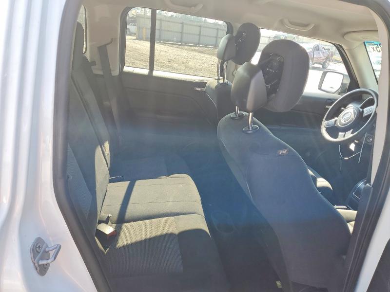 75657635 :رقم المزاد ، 1C4NJPBAXFD192207 vin ، 2015 Jeep Patriot مزاد بيع