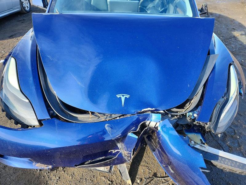 2022 Tesla Model 3 მანქანა იყიდება აუქციონზე, vin: 5YJ3E1EA5NF142696, აუქციონის ნომერი: 78592485