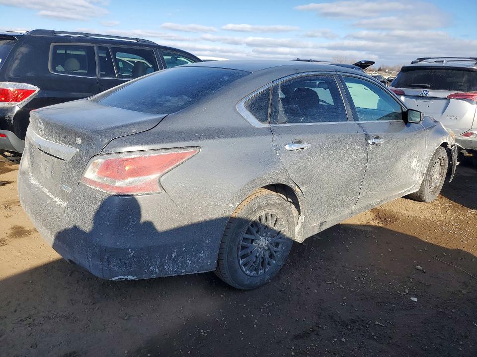 2014 Nissan Altima მანქანა იყიდება აუქციონზე, vin: 1N4AL3AP6EN356090, აუქციონის ნომერი: 75992715