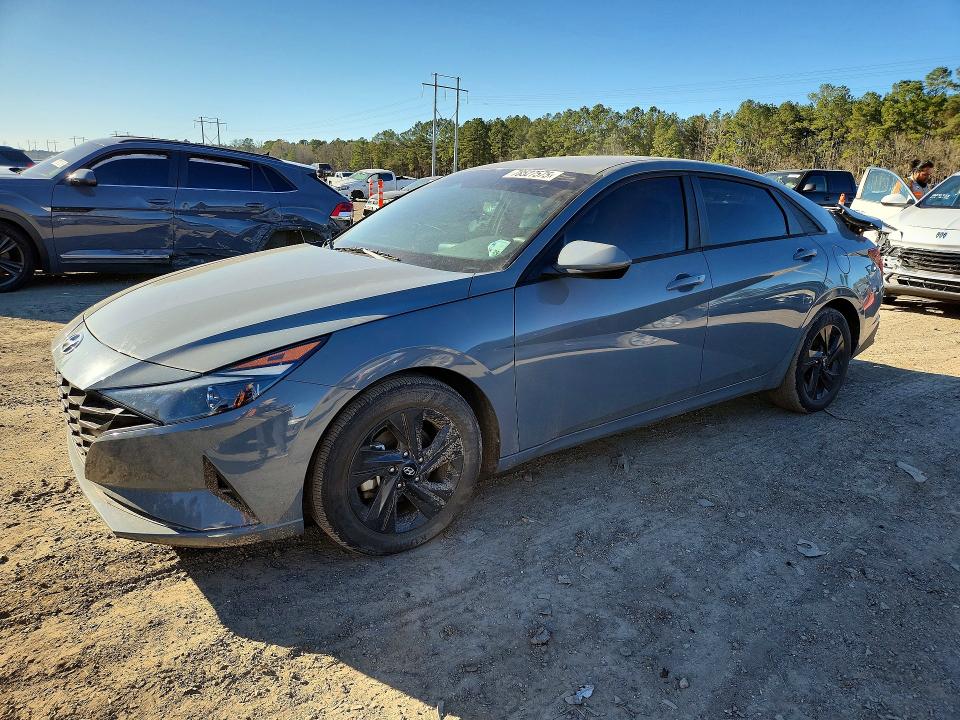 2022 Hyundai Elantra მანქანა იყიდება აუქციონზე, vin: KMHLM4AG8NU339816, აუქციონის ნომერი: 78527575