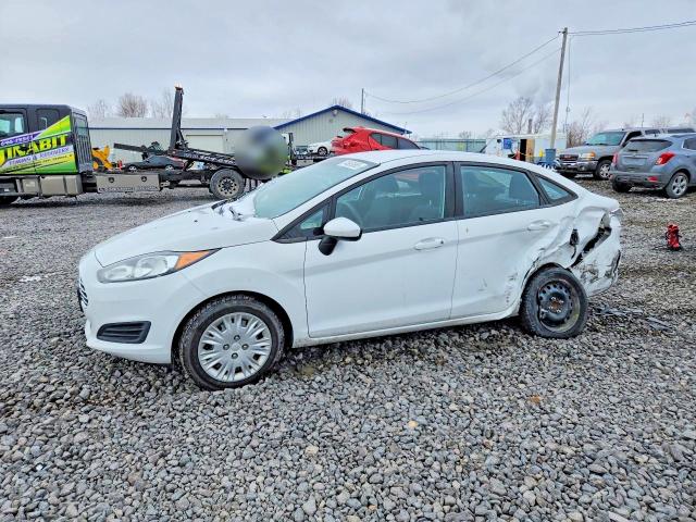 74653665 :رقم المزاد ، 3FADP4AJ6FM110932 vin ، 2015 Ford Fiesta مزاد بيع