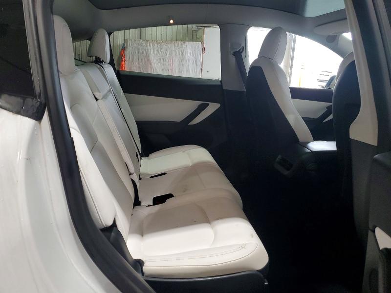 Продажа на аукционе авто 2021 Tesla Model Y, vin: 5YJYGAEE8MF301812, номер лота: 76621155