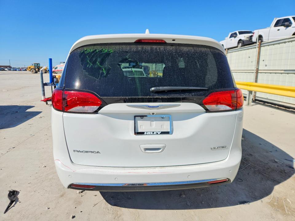 76520535 :رقم المزاد ، 2C4RC1GG3JR272234 vin ، 2018 Chrysler Pacifica مزاد بيع
