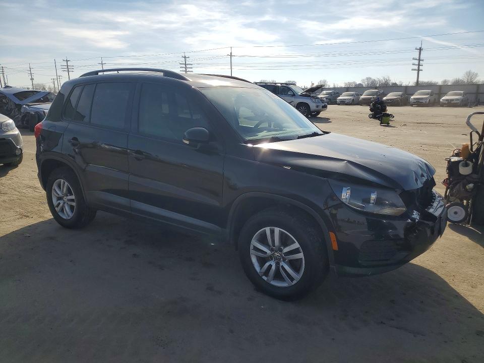 75642545 :رقم المزاد ، WVGAV7AX2GW502635 vin ، 2016 Volkswagen Tiguan مزاد بيع