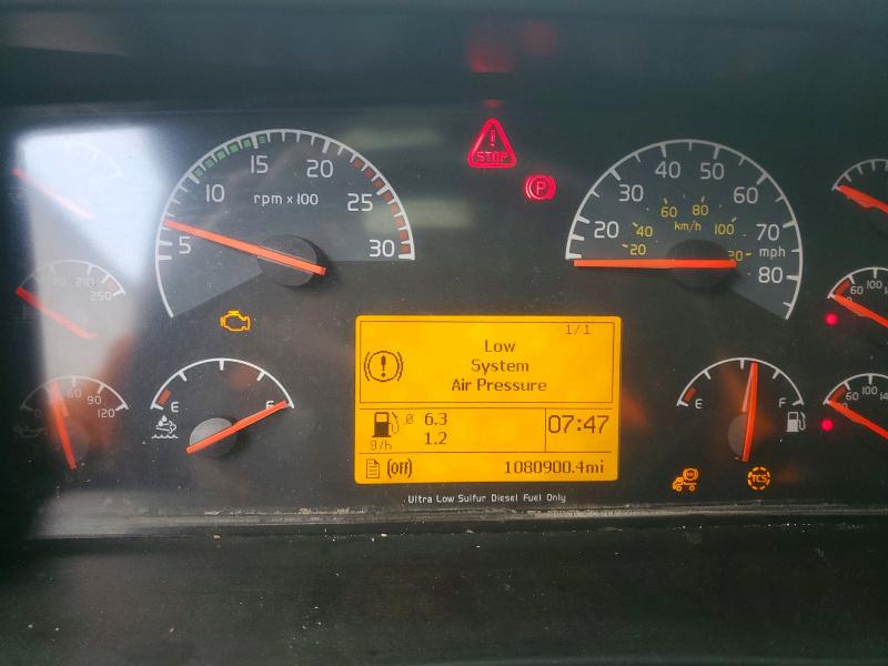 Aukcja sprzedaży 2011 Volvo Vn, vin: 4V4NC9EJ6BN297238, numer aukcji: 77561745