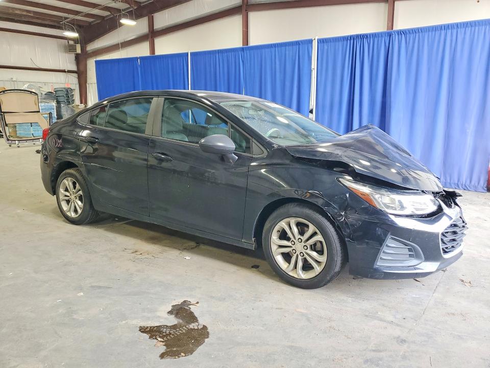 72239365 :رقم المزاد ، 1G1BC5SM6K7151490 vin ، 2019 Chevrolet Cruze Ls مزاد بيع