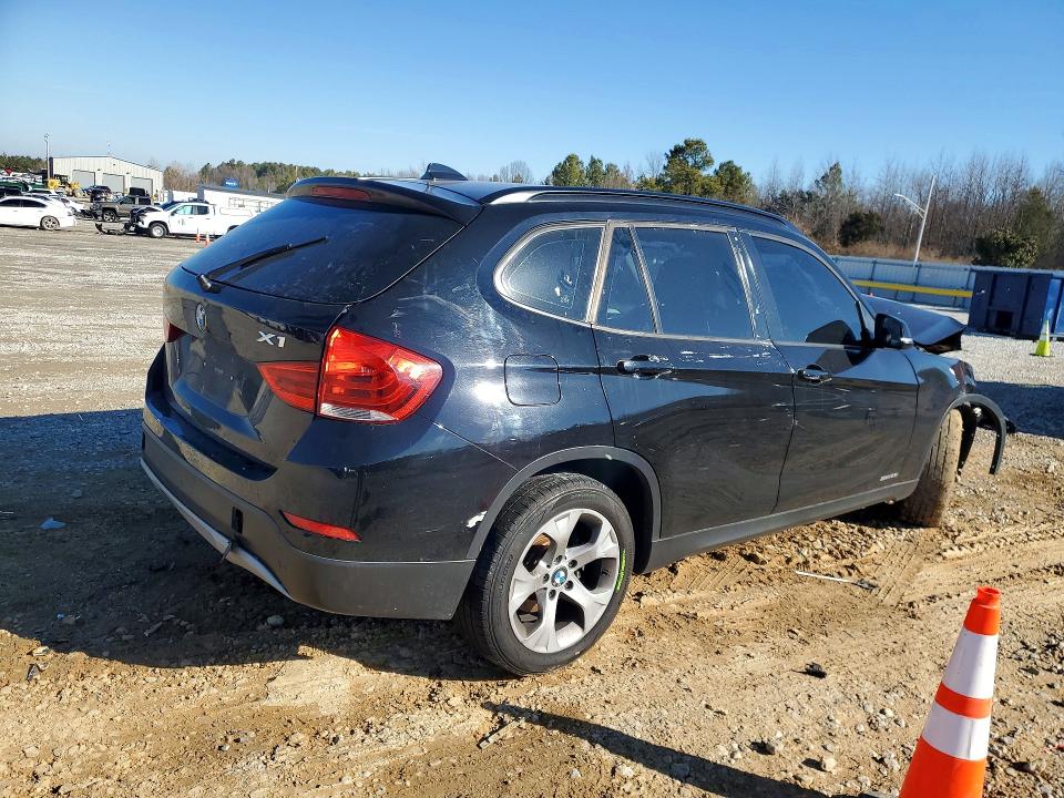 Продаж на аукціоні авто 2015 Bmw X1, vin: WBAVM1C56FV318026, номер лоту: 72894625