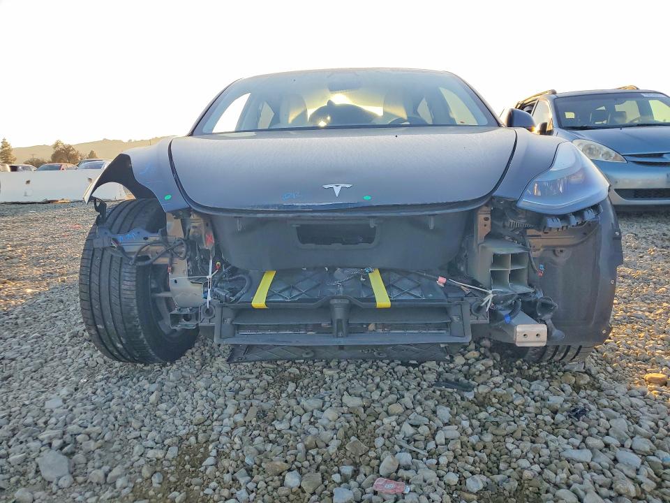 2021 Tesla Model 3 მანქანა იყიდება აუქციონზე, vin: 5YJ3E1EB0MF047924, აუქციონის ნომერი: 76268725