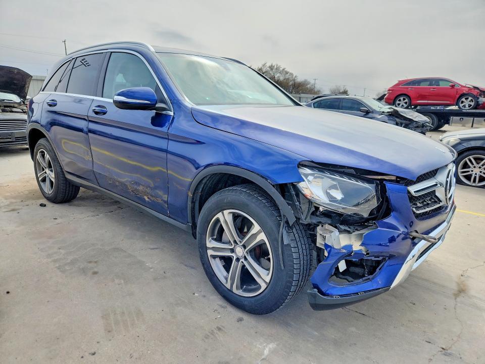 78356975 :رقم المزاد ، WDC0G4JB4HF132765 vin ، 2017 Mercedes-benz Glc مزاد بيع