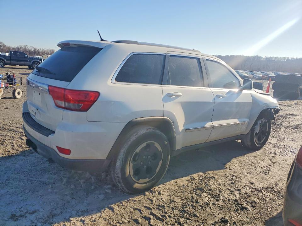2011 Jeep Grand Cherokee მანქანა იყიდება აუქციონზე, vin: 1J4RR4GG2BC514998, აუქციონის ნომერი: 76117275