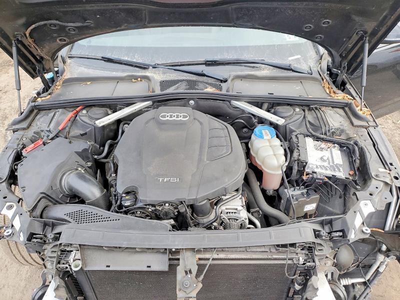 76056675 :رقم المزاد ، WAUENAF40JA021883 vin ، 2018 Audi A4 مزاد بيع