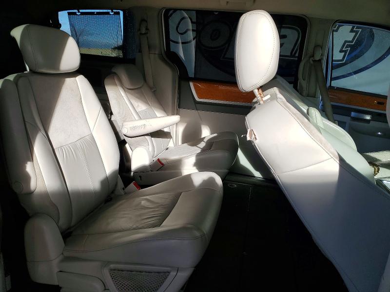 2010 Chrysler Town & Country მანქანა იყიდება აუქციონზე, vin: 2A4RR6DX6AR148209, აუქციონის ნომერი: 76942005
