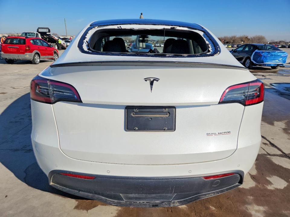 76845375 :رقم المزاد ، 7SAYGDEF7NF453224 vin ، 2022 Tesla Model Y مزاد بيع