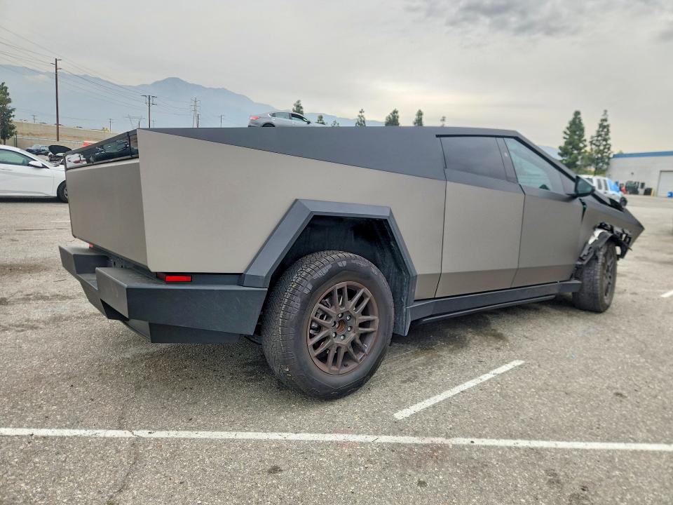 Aukcja sprzedaży 2025 Tesla Cybertruck, vin: 7G2CEHEE0SA062353, numer aukcji: 76986165