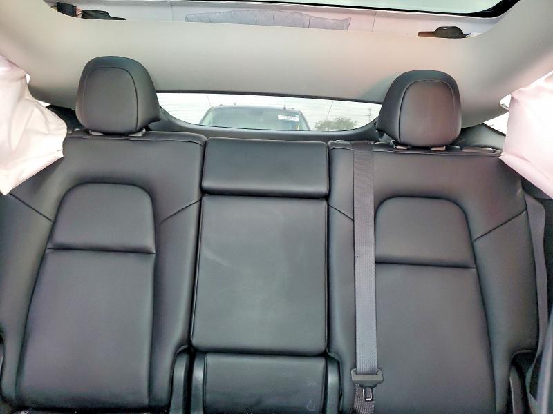 2024 Tesla Model Y მანქანა იყიდება აუქციონზე, vin: 7SAYGDEE7RF058649, აუქციონის ნომერი: 77232855