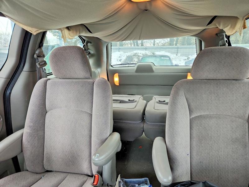 2002 Chrysler Town & Country მანქანა იყიდება აუქციონზე, vin: 2C4GP44302R628333, აუქციონის ნომერი: 78658085
