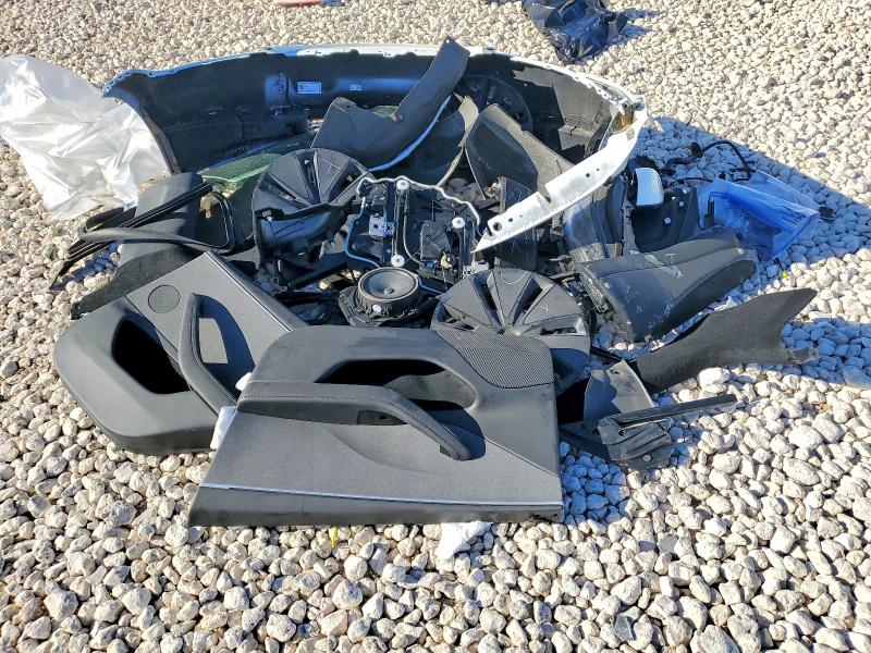 2026 Tesla Model 3 მანქანა იყიდება აუქციონზე, vin: 5YJ3E1EA8TF116140, აუქციონის ნომერი: 75793155