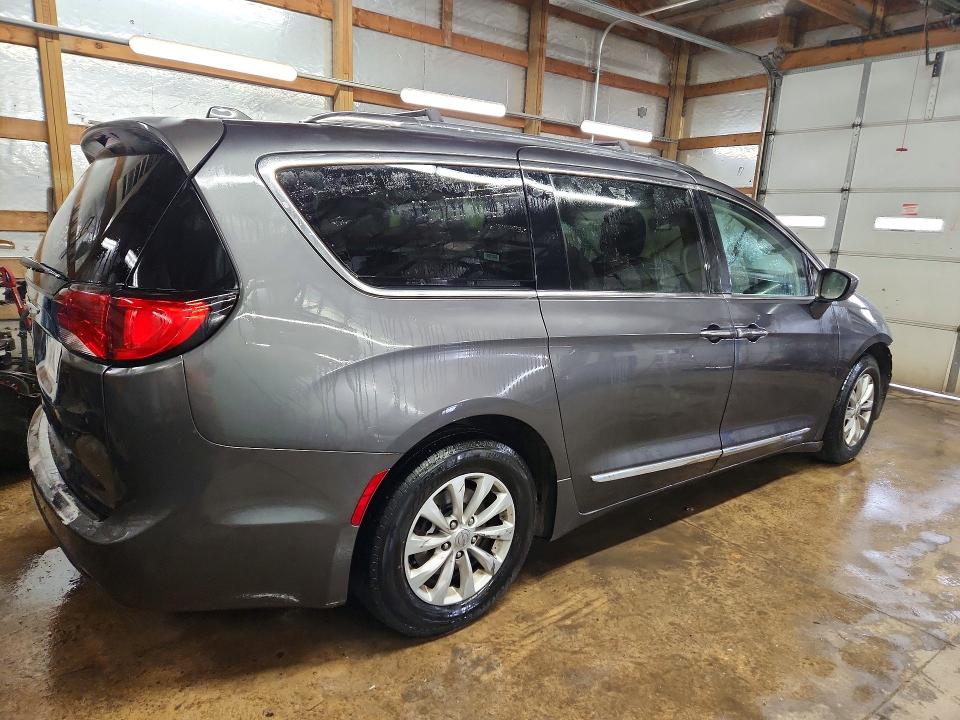 2018 Chrysler Pacifica მანქანა იყიდება აუქციონზე, vin: 2C4RC1BG8JR217754, აუქციონის ნომერი: 74818505
