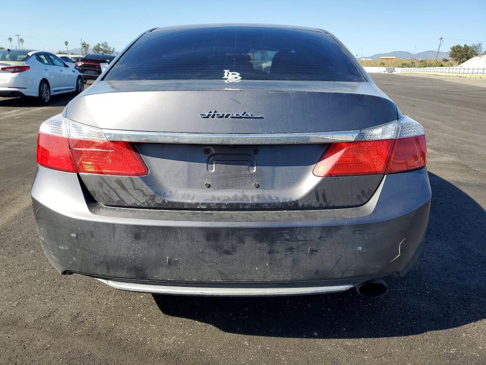 Auction sale of the 2015 Honda Accord, vin: 1HGCR2F34FA261426, lot number: 75513355