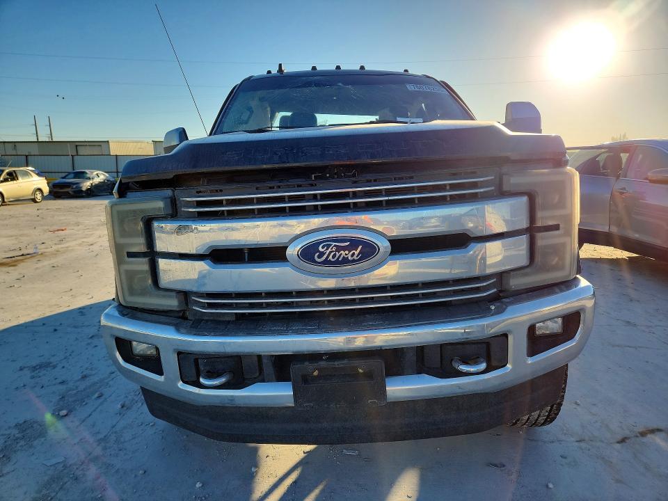 76078255 :رقم المزاد ، 1FT7W2B62KED79843 vin ، 2019 Ford F250 مزاد بيع