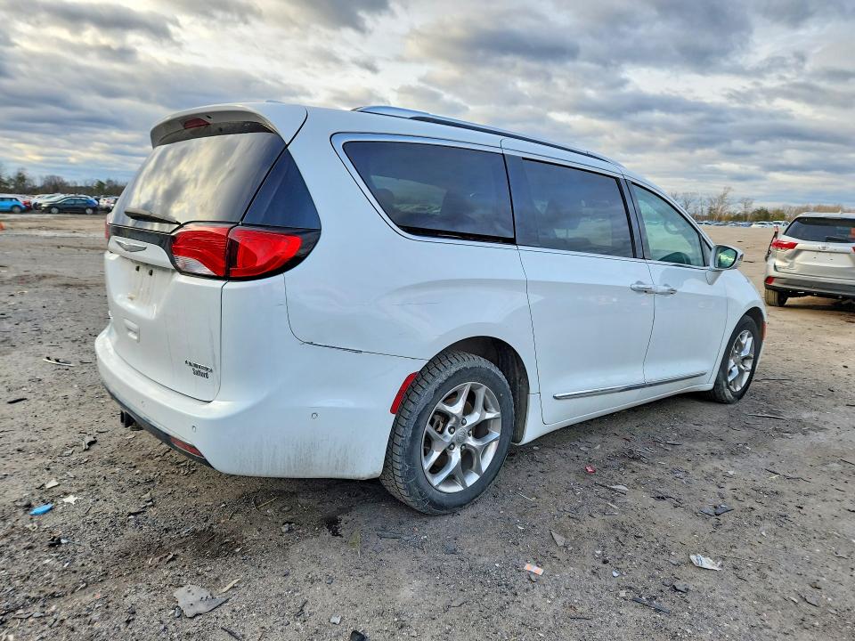 Продажа на аукционе авто 2017 Chrysler Pacifica, vin: 2C4RC1GG2HR508074, номер лота: 78557935