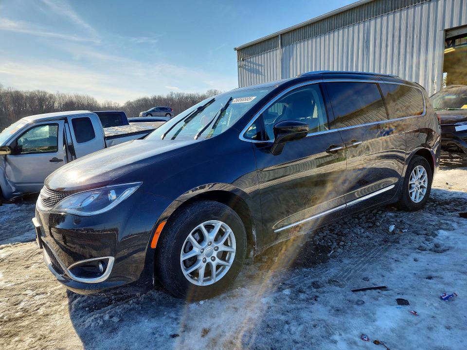 2020 Chrysler Pacifica მანქანა იყიდება აუქციონზე, vin: 2C4RC1BG0LR247799, აუქციონის ნომერი: 75858585