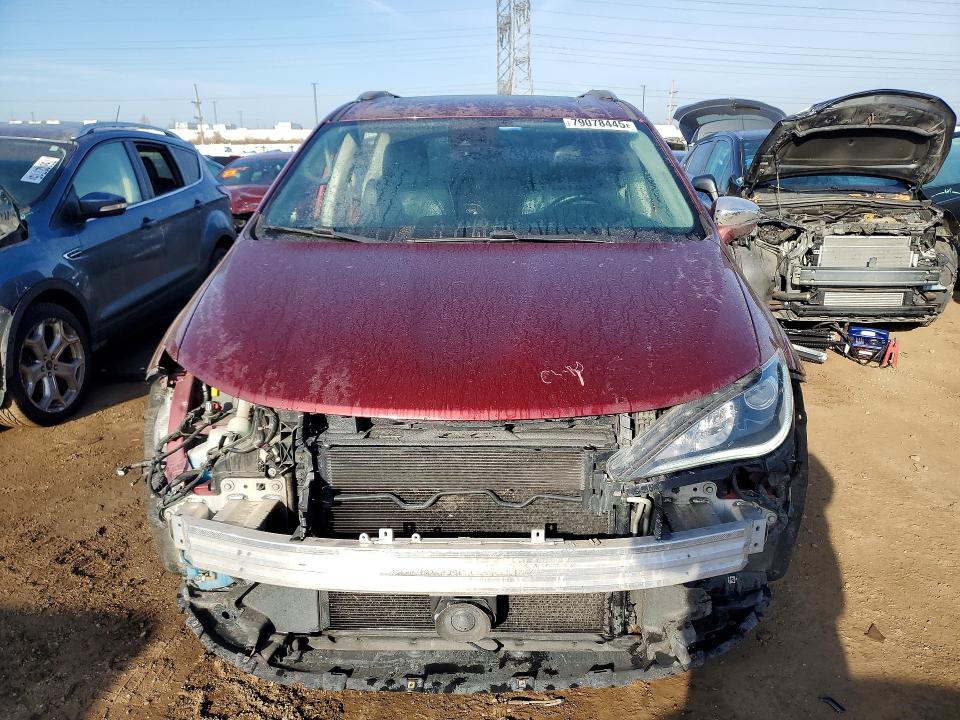 2018 Chrysler Pacifica მანქანა იყიდება აუქციონზე, vin: 2C4RC1GG4JR171557, აუქციონის ნომერი: 79078445