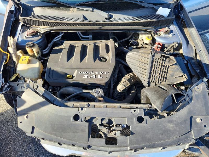 76659805 :رقم المزاد ، 1C3BC1FB2BN592963 vin ، 2011 Chrysler 200 مزاد بيع