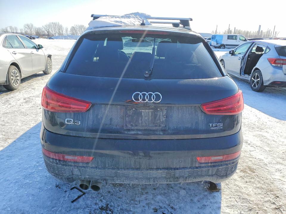 2016 Audi Q3 მანქანა იყიდება აუქციონზე, vin: WA1GFCFS1GR022855, აუქციონის ნომერი: 76830655
