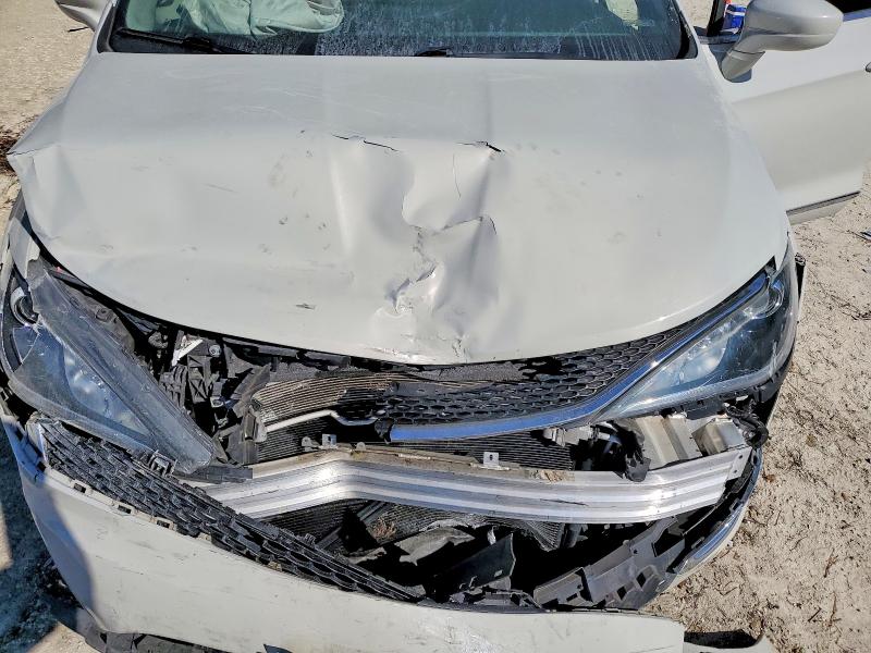Продаж на аукціоні авто 2019 Chrysler Pacifica, vin: 2C4RC1EG3KR615774, номер лоту: 76462705