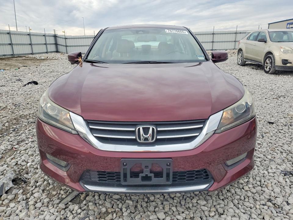 Продажа на аукционе авто 2015 Honda Accord, vin: 1HGCR2F85FA230035, номер лота: 76776655