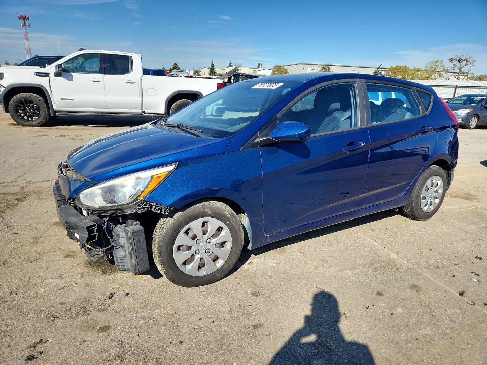 2017 Hyundai Accent მანქანა იყიდება აუქციონზე, vin: KMHCT5AE5HU325481, აუქციონის ნომერი: 78927665