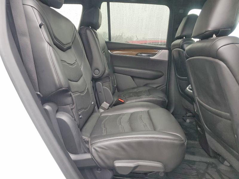 78116085 :رقم المزاد ، 1GYKPFRS5NZ112950 vin ، 2022 Cadillac Xt6 مزاد بيع