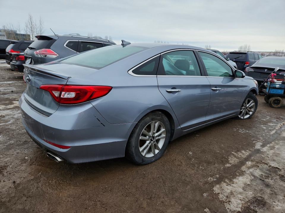 2017 Hyundai Sonata მანქანა იყიდება აუქციონზე, vin: 5NPE24AF3HH516636, აუქციონის ნომერი: 77299945
