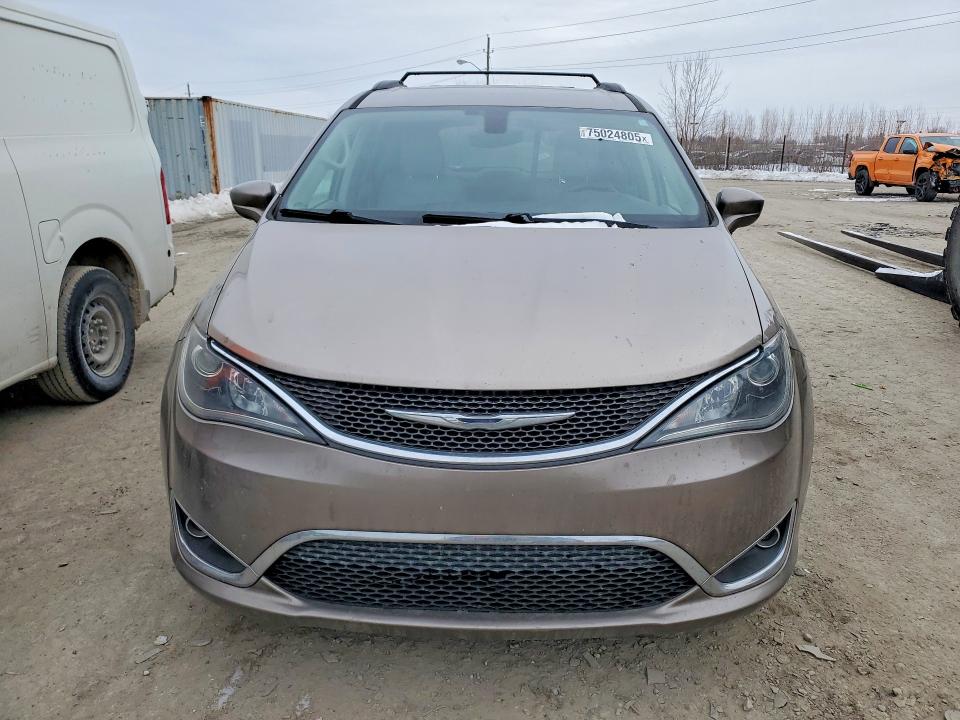Продажа на аукционе авто 2017 Chrysler Pacifica, vin: 2C4RC1BG9HR621219, номер лота: 75024805