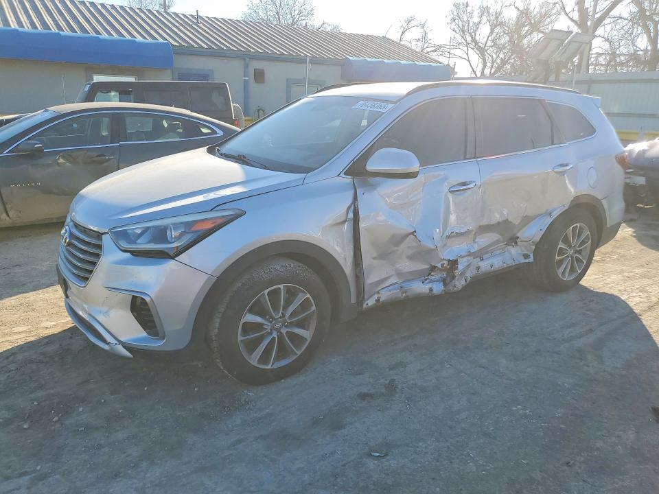 2017 Hyundai Santa Fe მანქანა იყიდება აუქციონზე, vin: KM8SM4HF7HU194474, აუქციონის ნომერი: 76438365