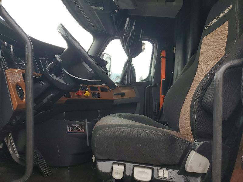 Продажа на аукционе авто 2019 Freigliner Cascadia 126, vin: 3AKJHHDR3KSKJ6556, номер лота: 77579905