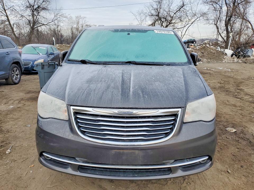 2016 Chrysler Town & Country მანქანა იყიდება აუქციონზე, vin: 2C4RC1BG7GR284175, აუქციონის ნომერი: 74979195