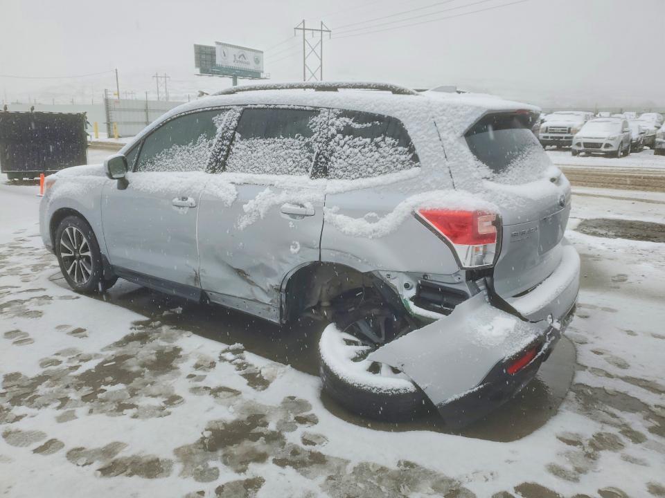 77555335 :رقم المزاد ، JF2SJGEC1JH583569 vin ، 2018 Subaru Forester مزاد بيع