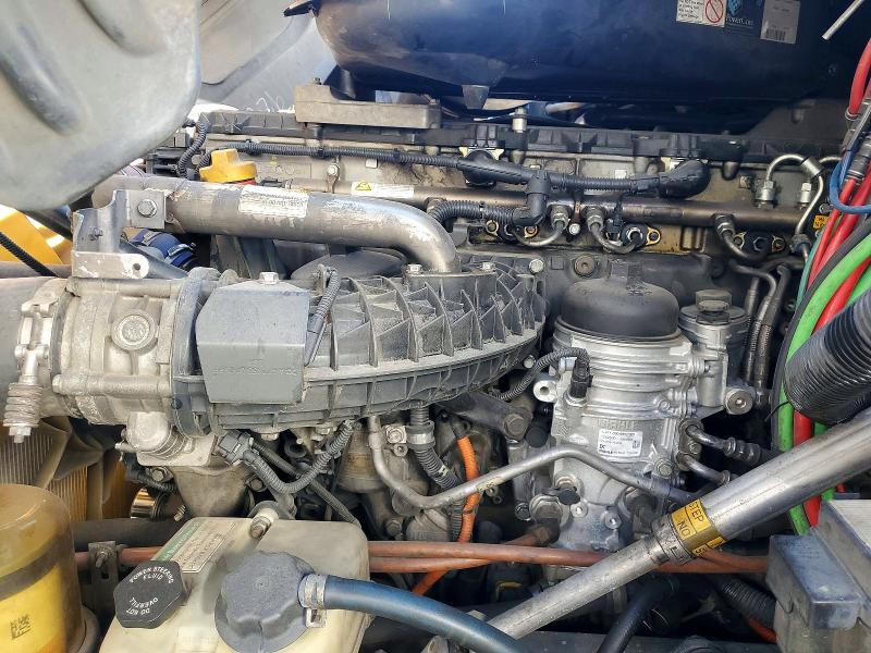 77429365 :رقم المزاد ، 1FUBGEDV7GLHC5750 vin ، 2016 Freightliner Cascadia 1 مزاد بيع