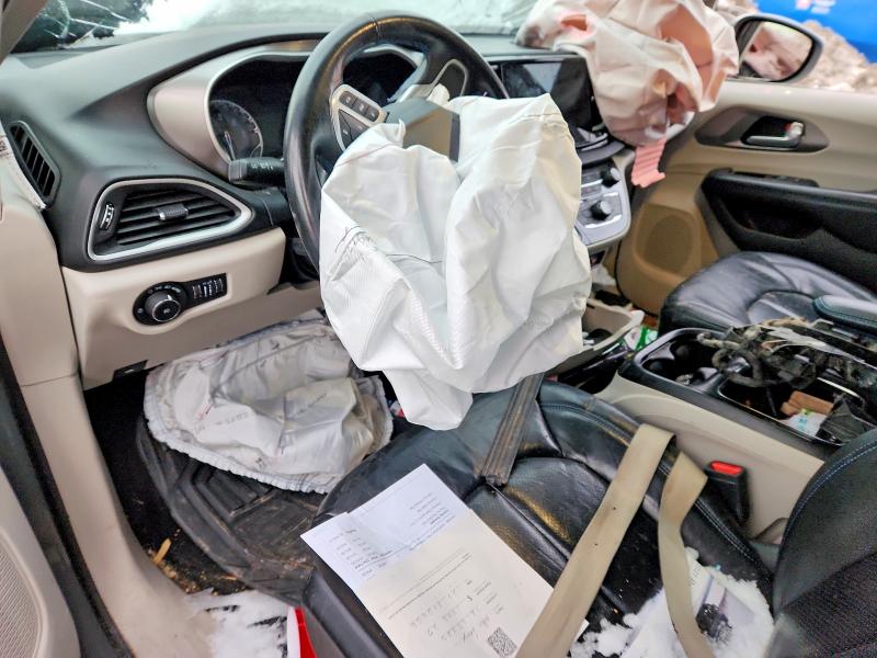 76127325 :رقم المزاد ، 2C4RC1BG2MR588798 vin ، 2021 Chrysler Pacifica مزاد بيع