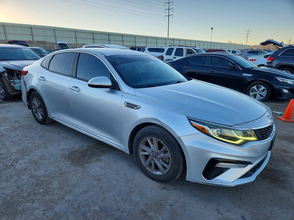 2020 Kia Optima მანქანა იყიდება აუქციონზე, vin: 5XXGT4L30LG393245, აუქციონის ნომერი: 75688565