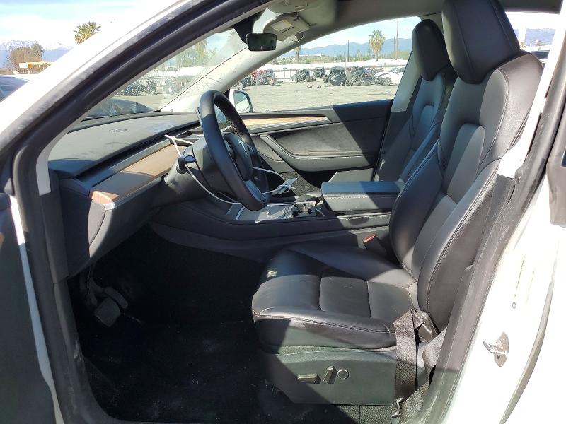 2024 Tesla Model Y მანქანა იყიდება აუქციონზე, vin: 7SAYGDEE5RA258328, აუქციონის ნომერი: 72343415
