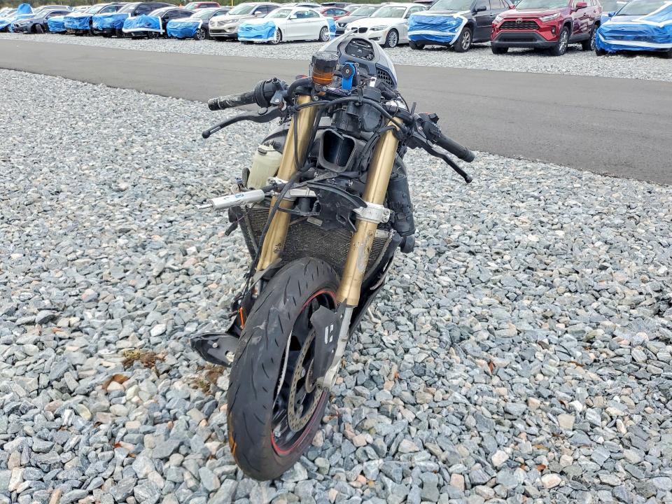 75614805 :رقم المزاد ، WB10E2305M6D87107 vin ، 2021 Bmw S 1000 مزاد بيع